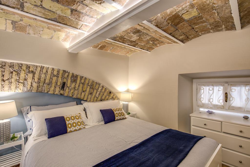 Apartment Domus Urbana Rom